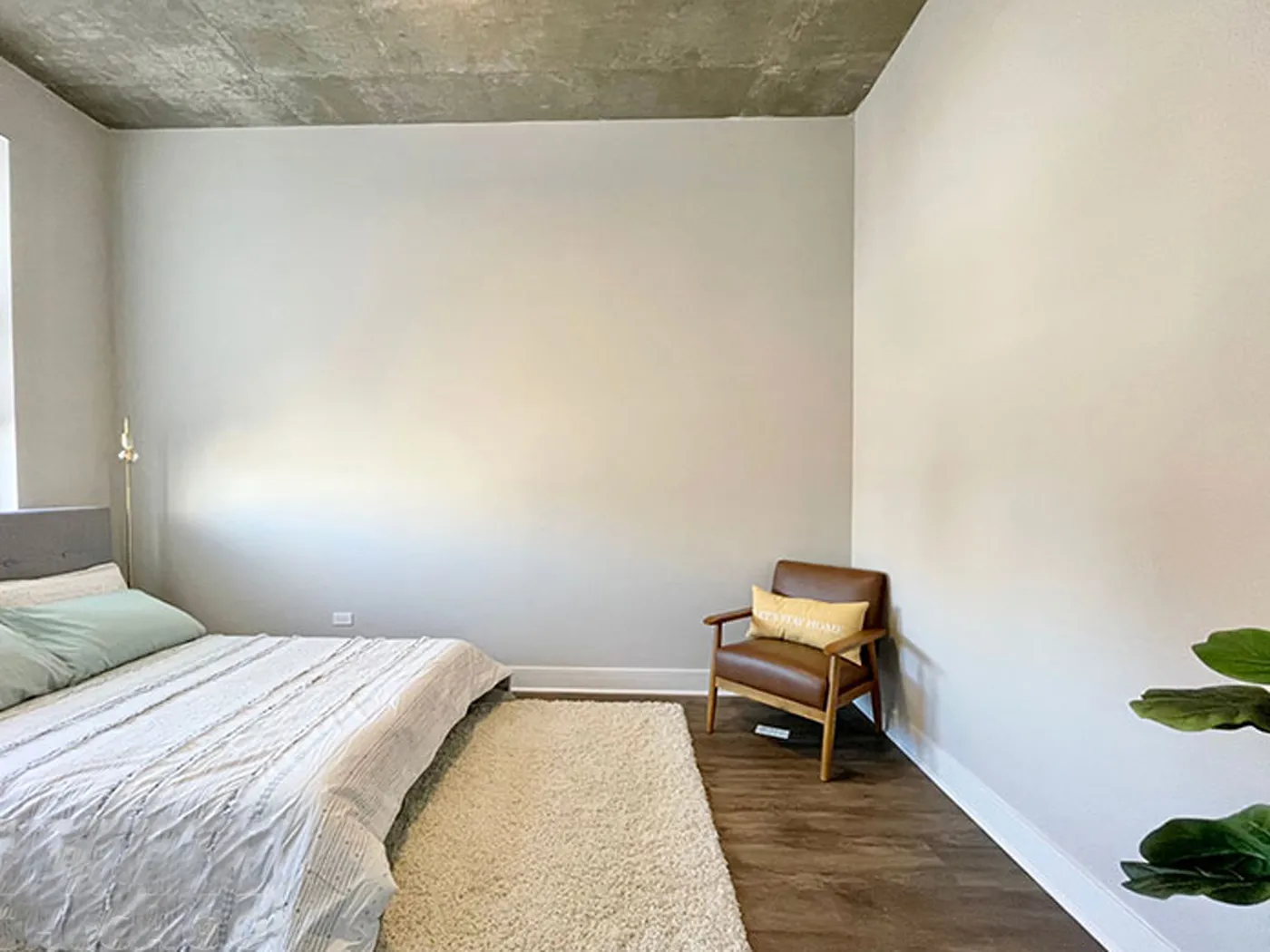 Kitchenette in lounge for Grilling at The Eagle Building Apartments