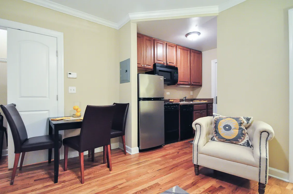 2046 N. Orleans Apartments