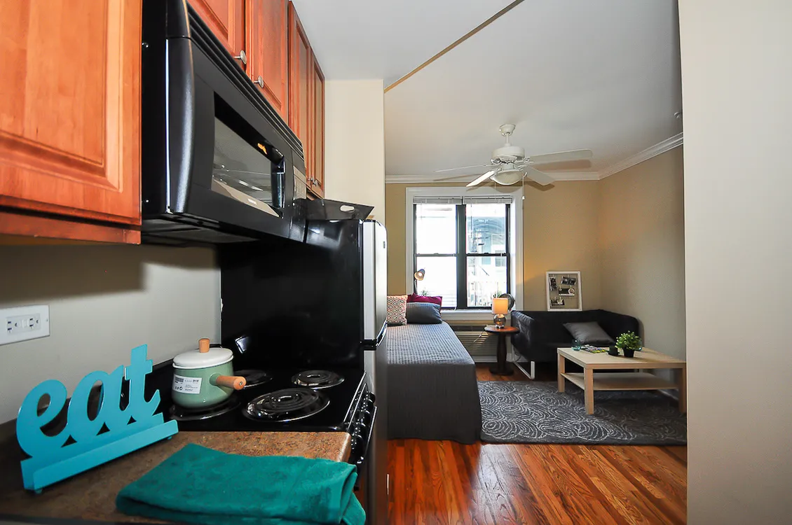 2046 N. Orleans Apartments