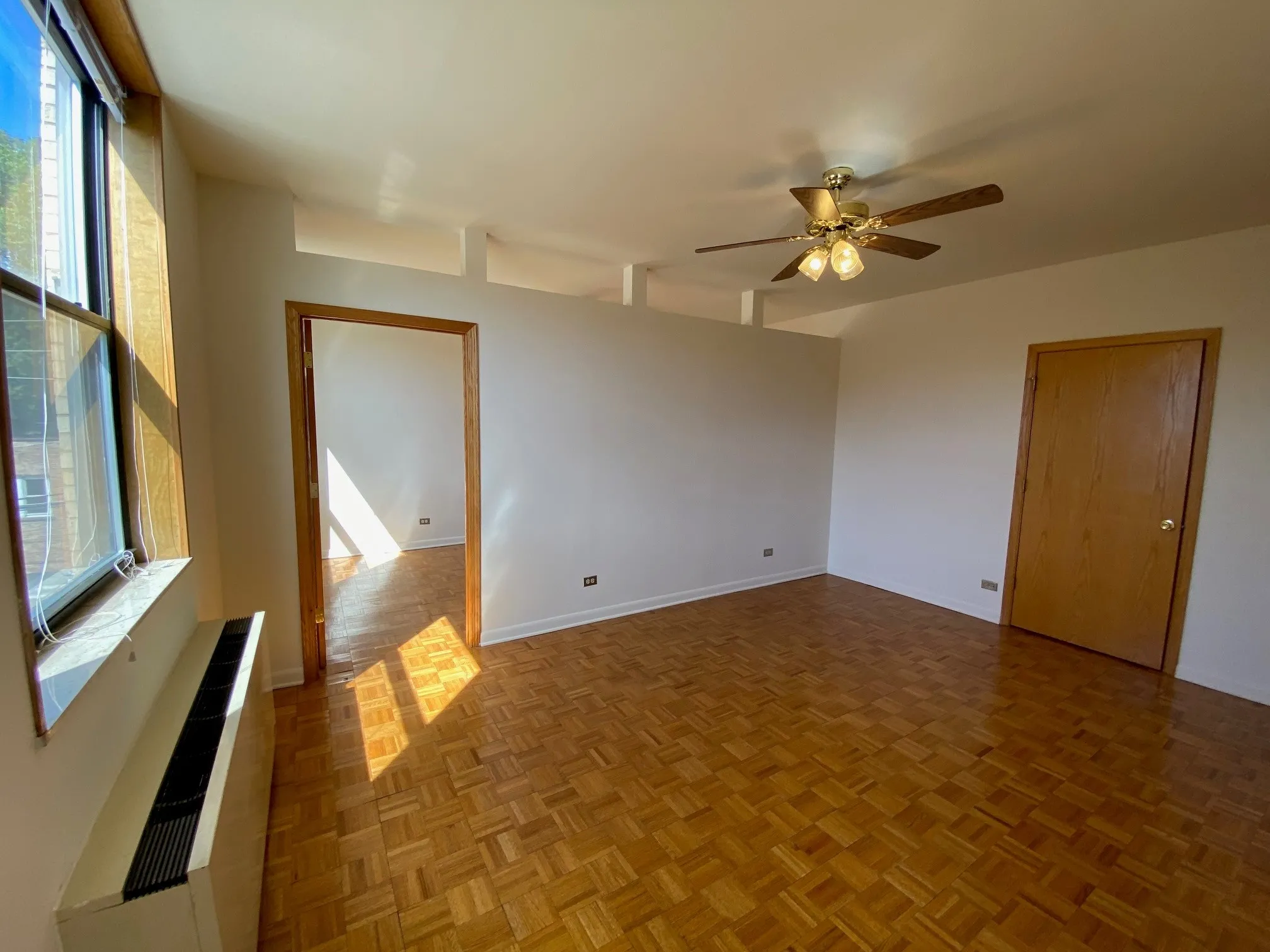 620 West Belmont Apartments