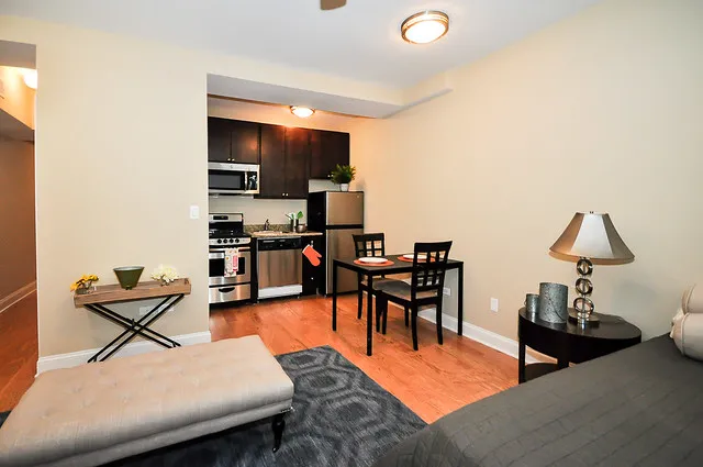 1215 West Diversey Apartments