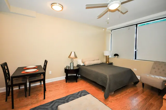 1215 West Diversey Apartments