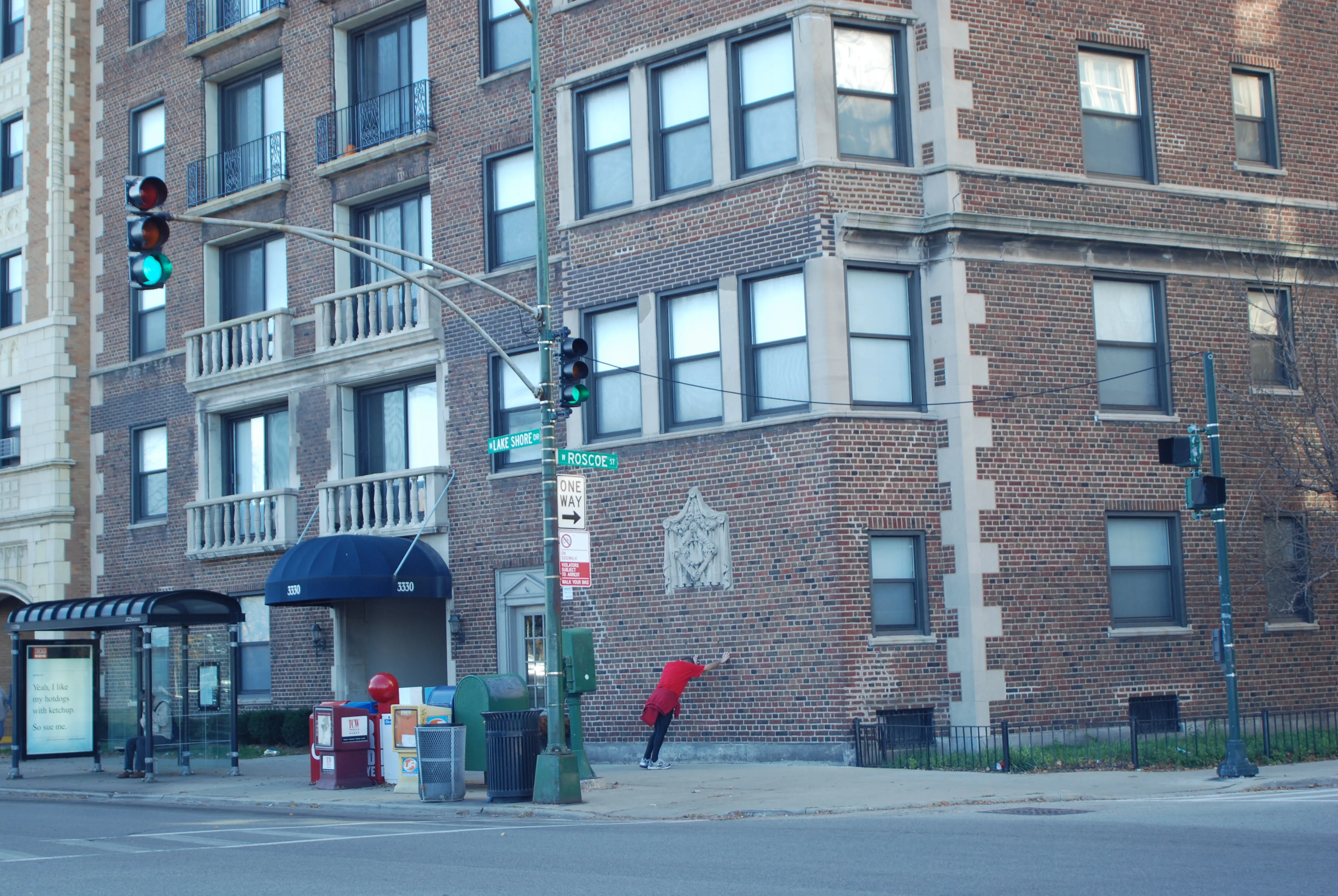 3330 N Lake Shore Apartments