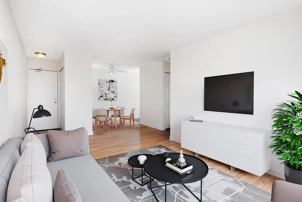 3510 N Pine Grove Apartments