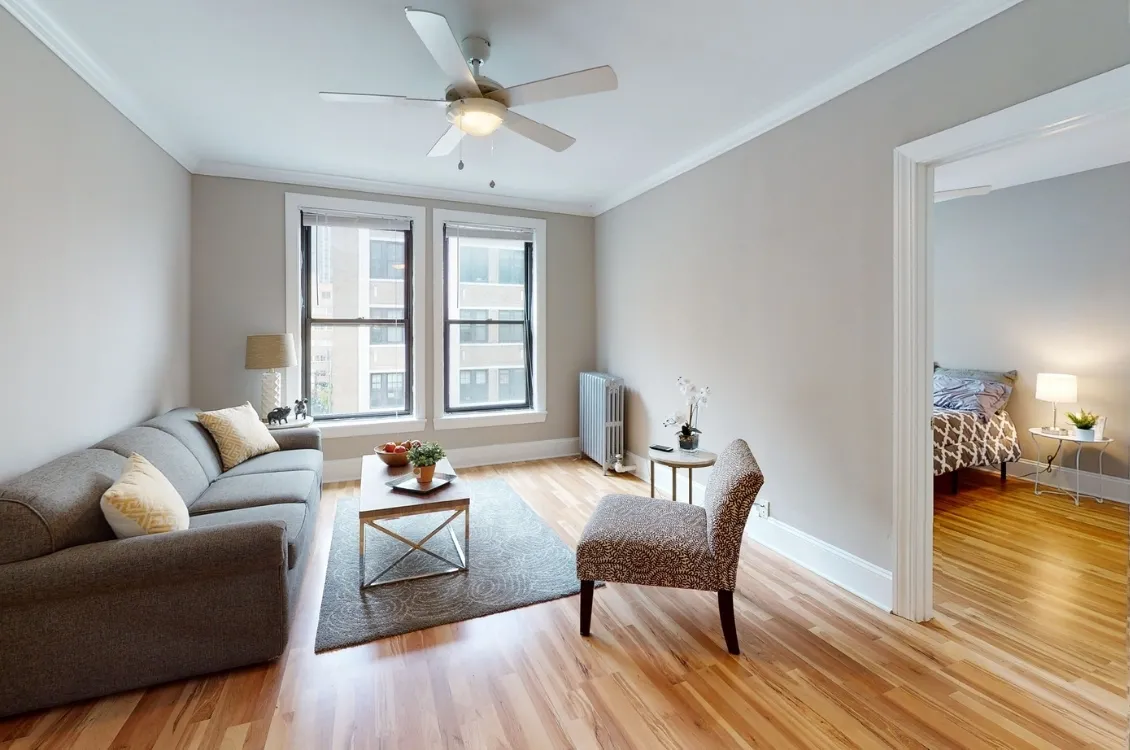420 W. Surf Apartments