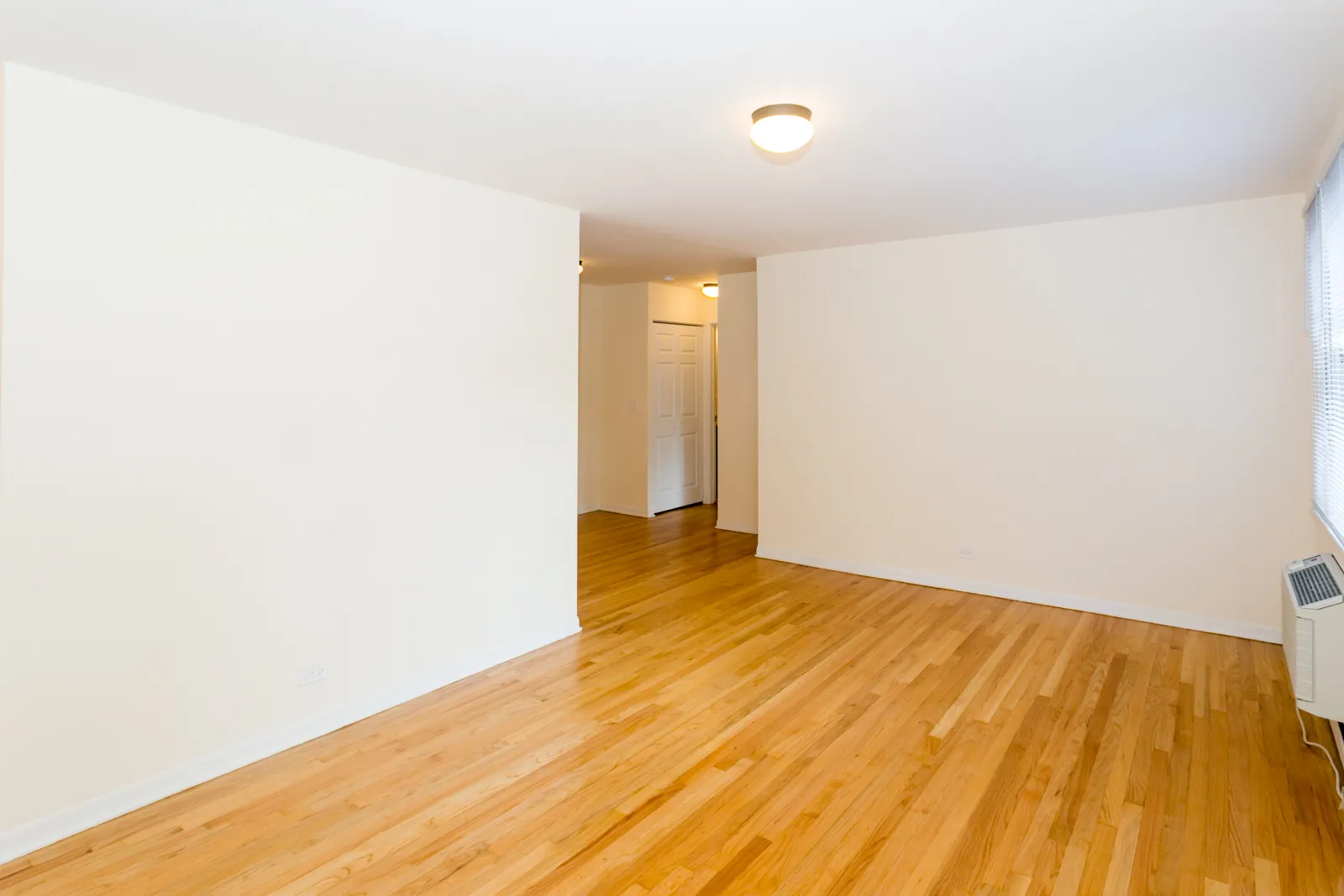 424 W. Oakdale Apartments