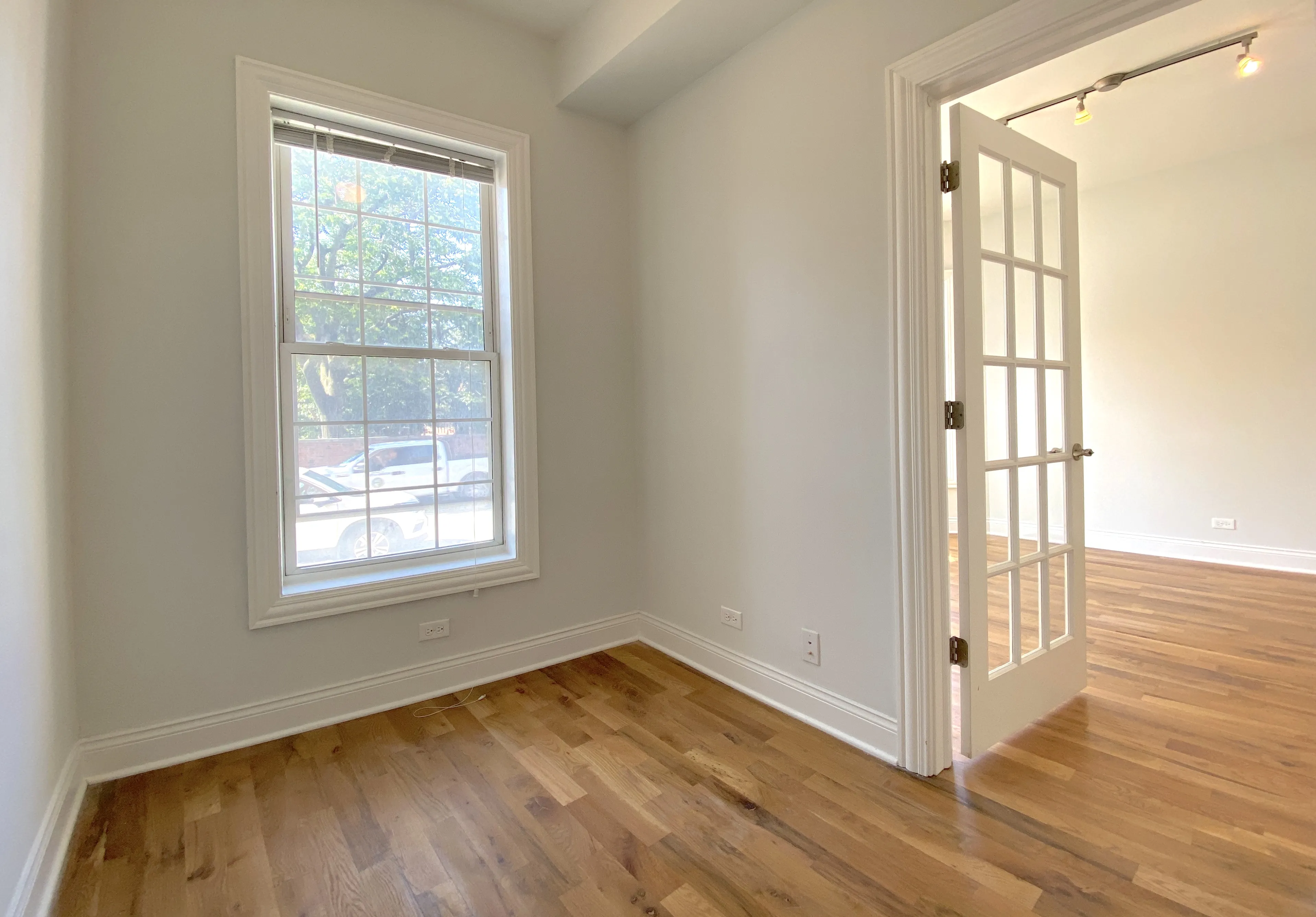 4401 North Clark Apartments