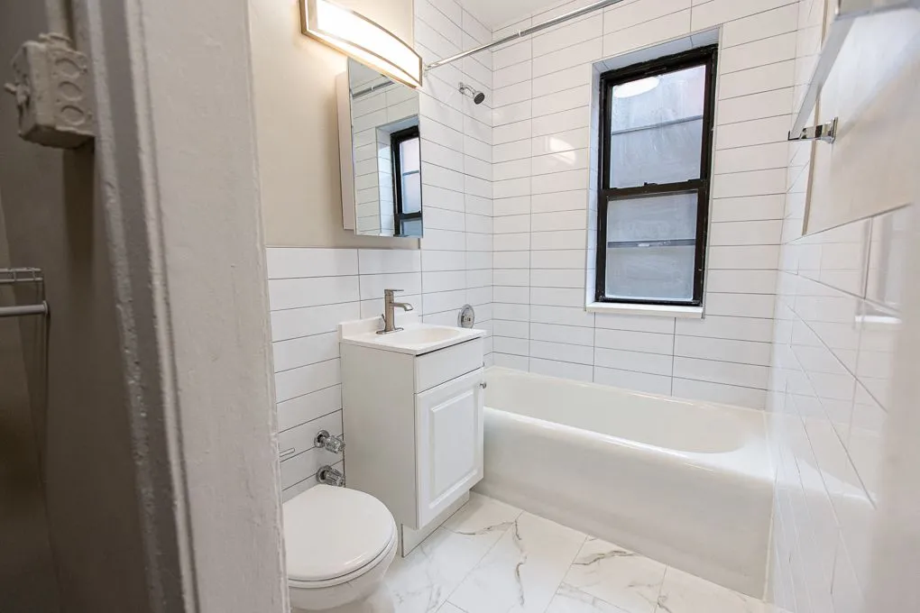 444 W St James Apartments