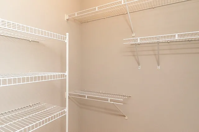 925 West Dakin Apartments