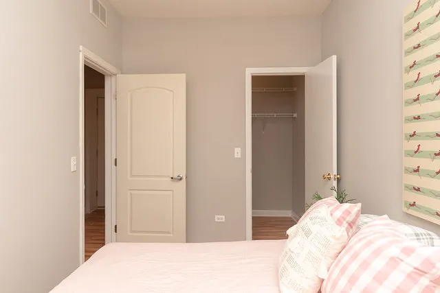 925 West Dakin Apartments