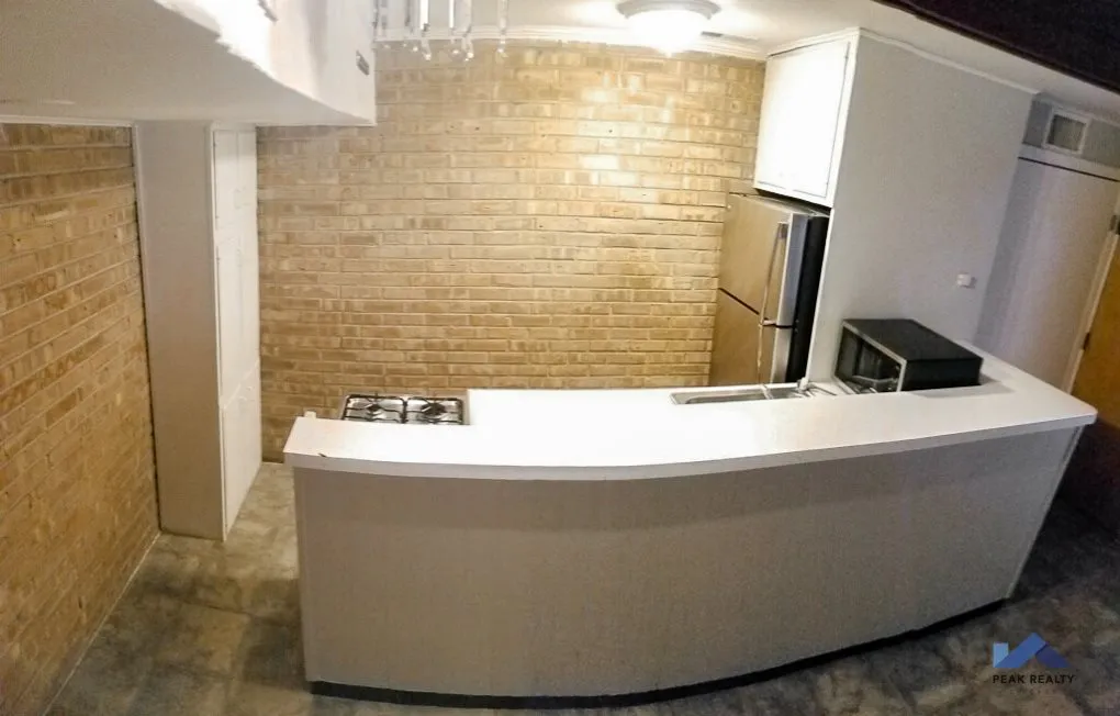 532-34 W. Grant Place Apartments