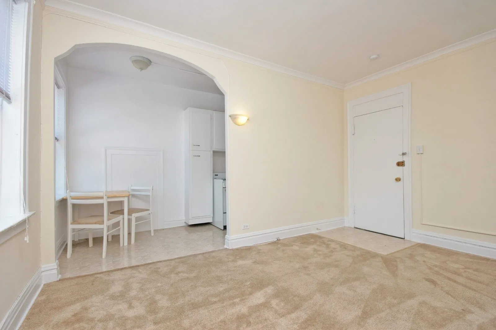 536 W. Grant Place Apartments