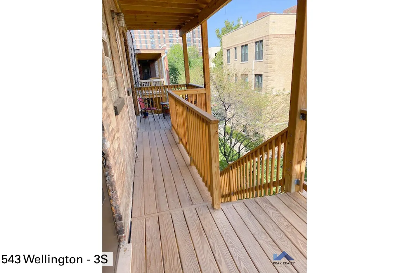 543 West Wellington Apartments