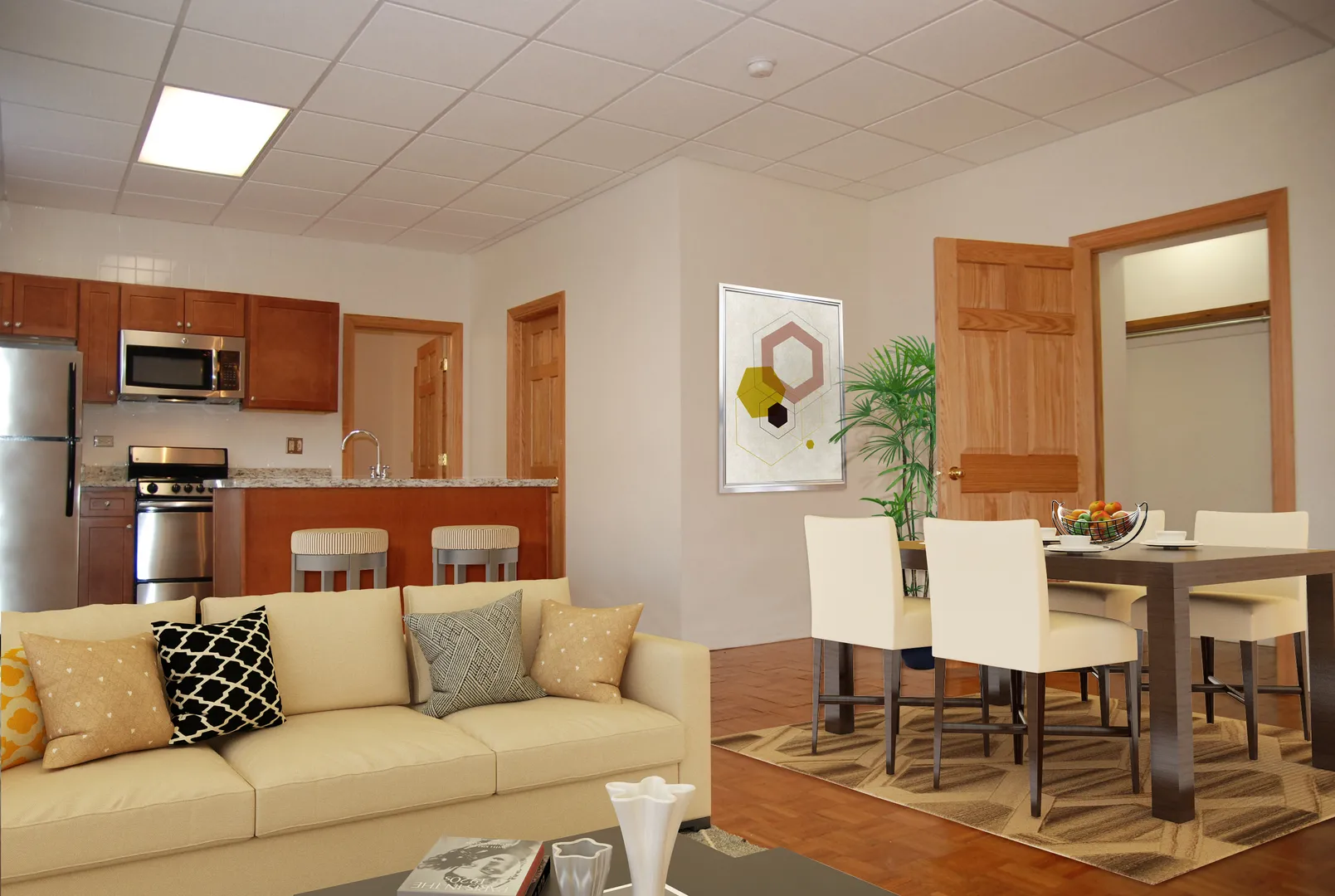 620 West Belmont Apartments