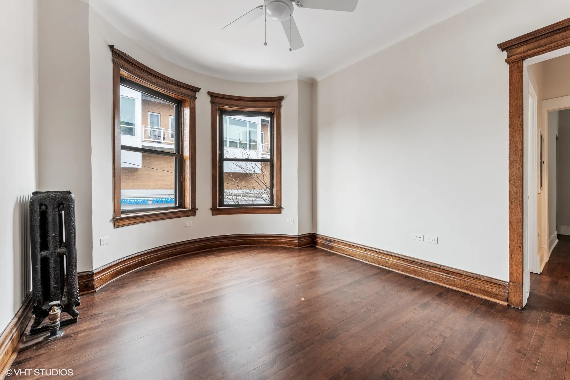 Wrigleyville Flats Apartments