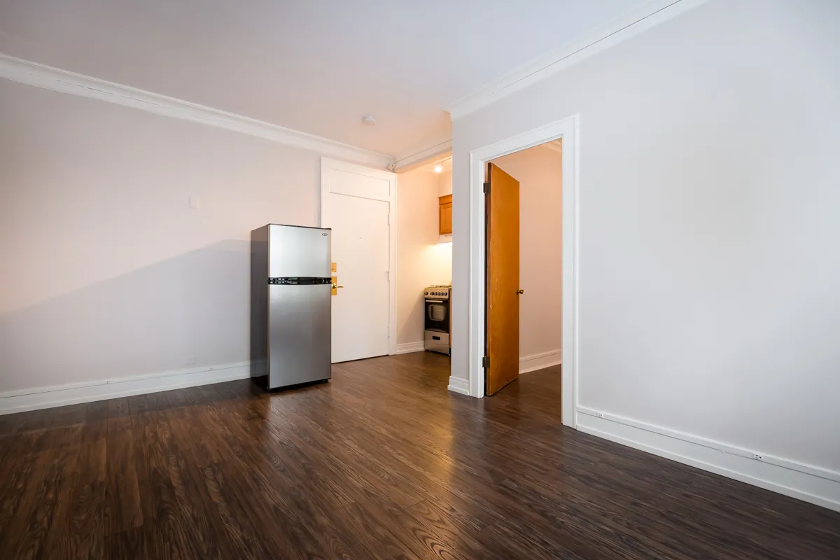 Ivy at Kenwood Apartments