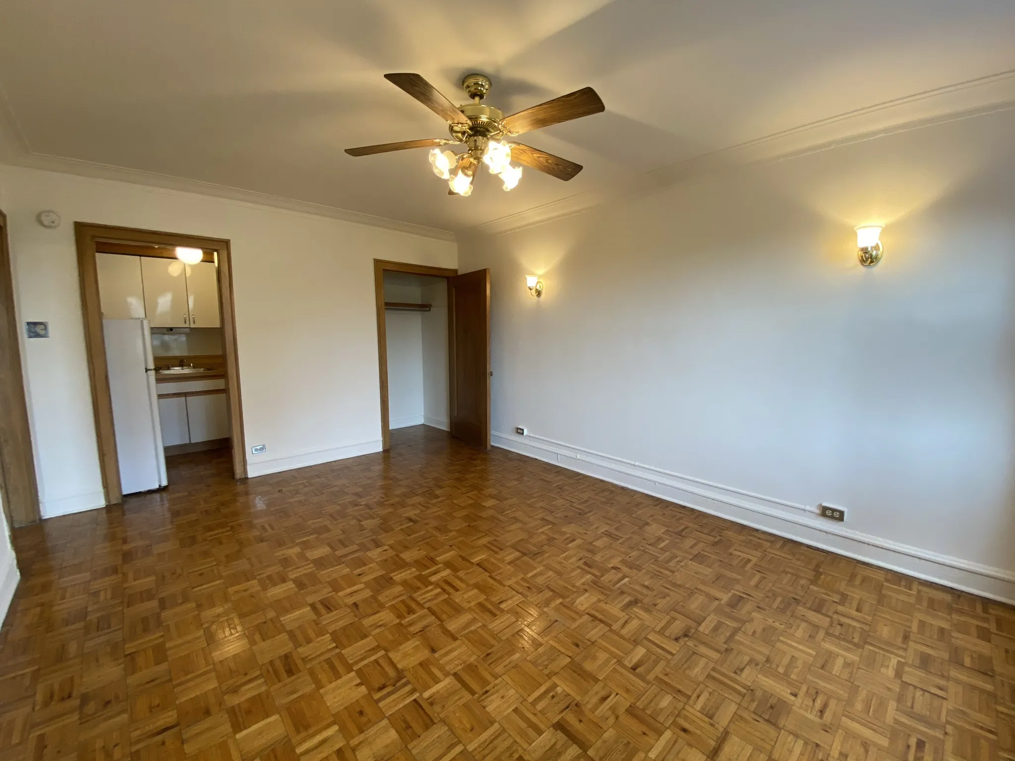 2738 North Pine Grove Apartments