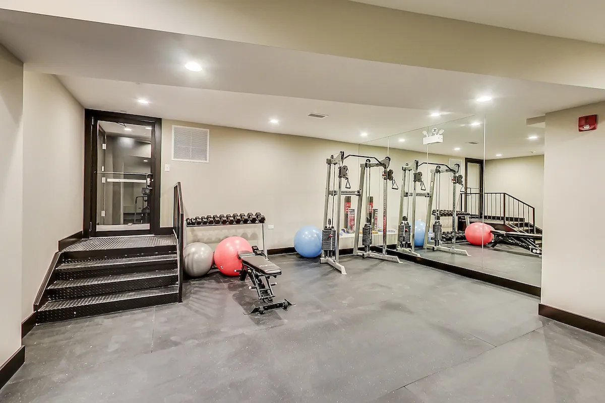 Wilson Club Apartments