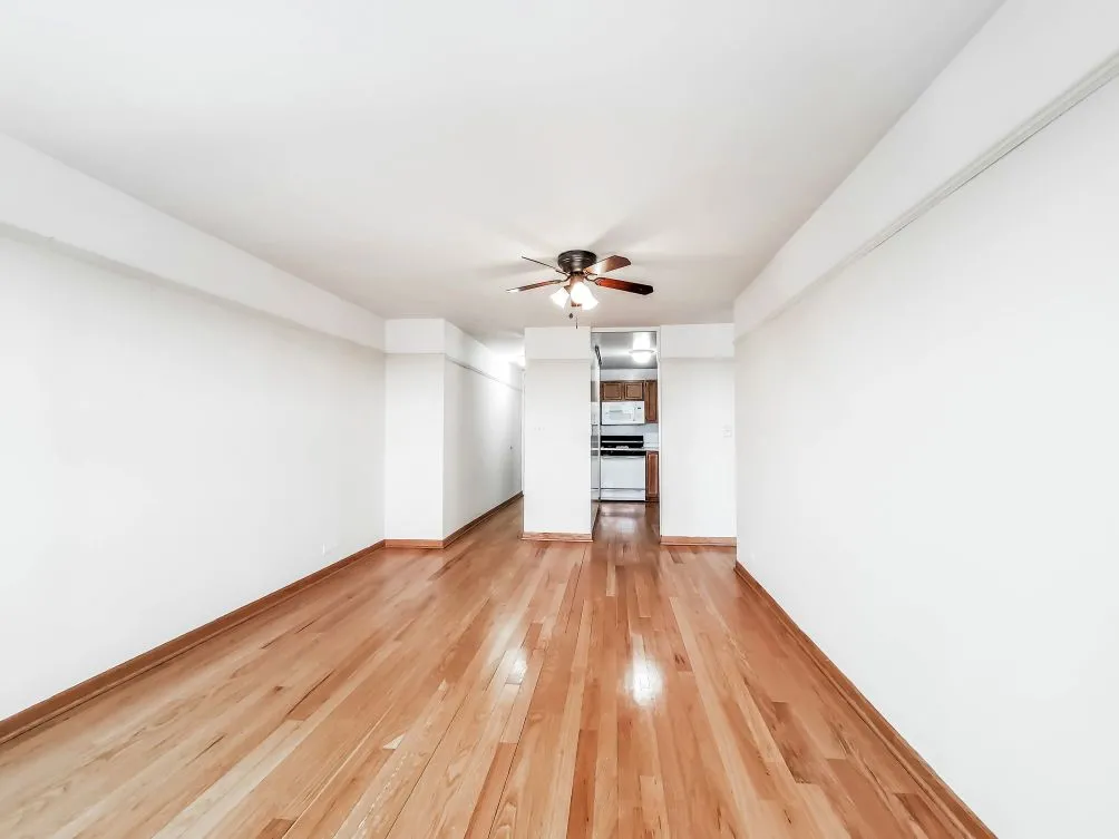 Buena Shores Apartments