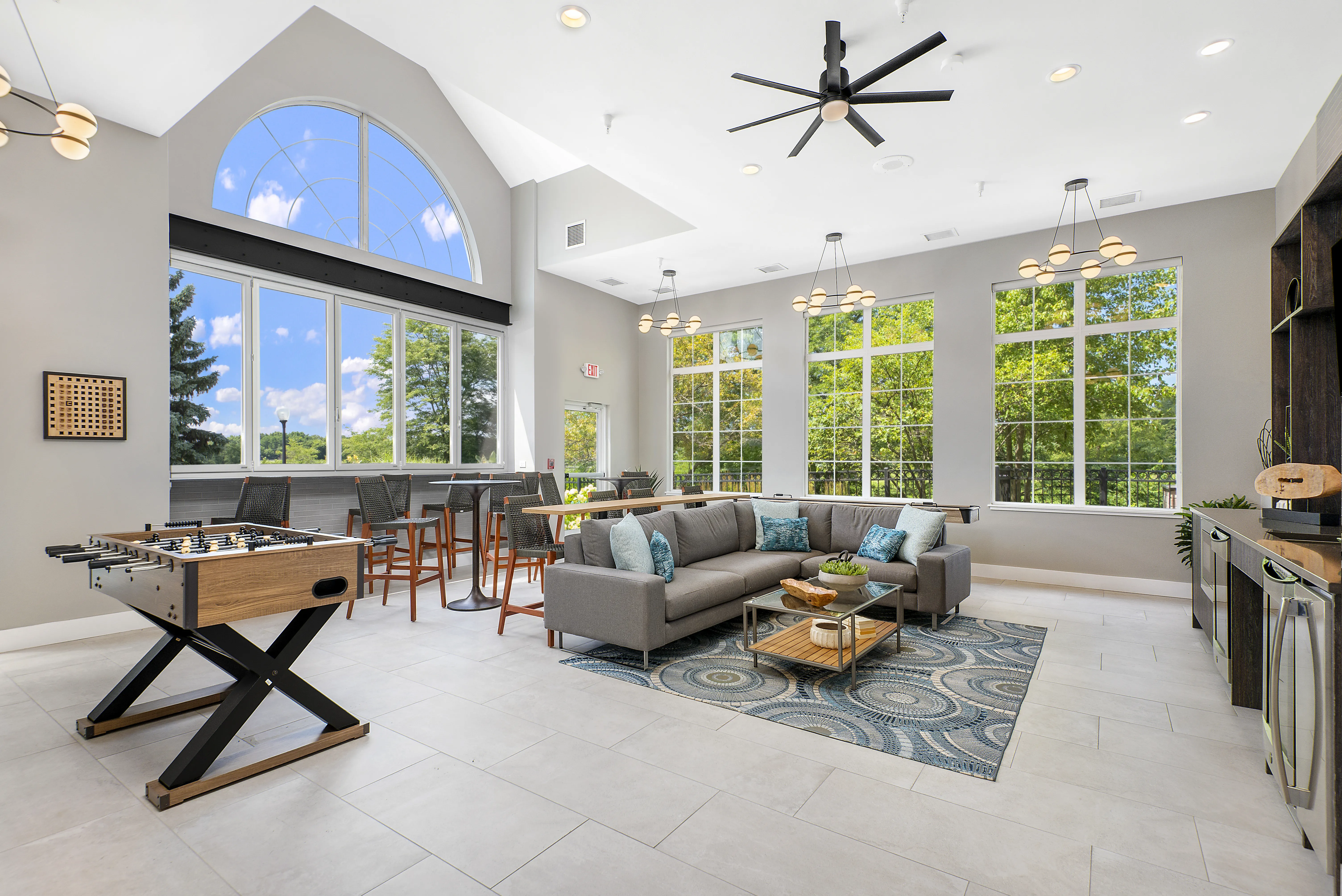 6690  DOUBLE EAGLE DR 60517-Retreat at Seven Bridges-Woodridge-IL