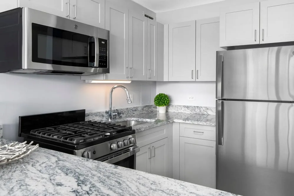 Prairie Shores Apartments