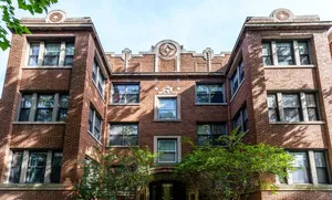 6331 North Wayne Apartments