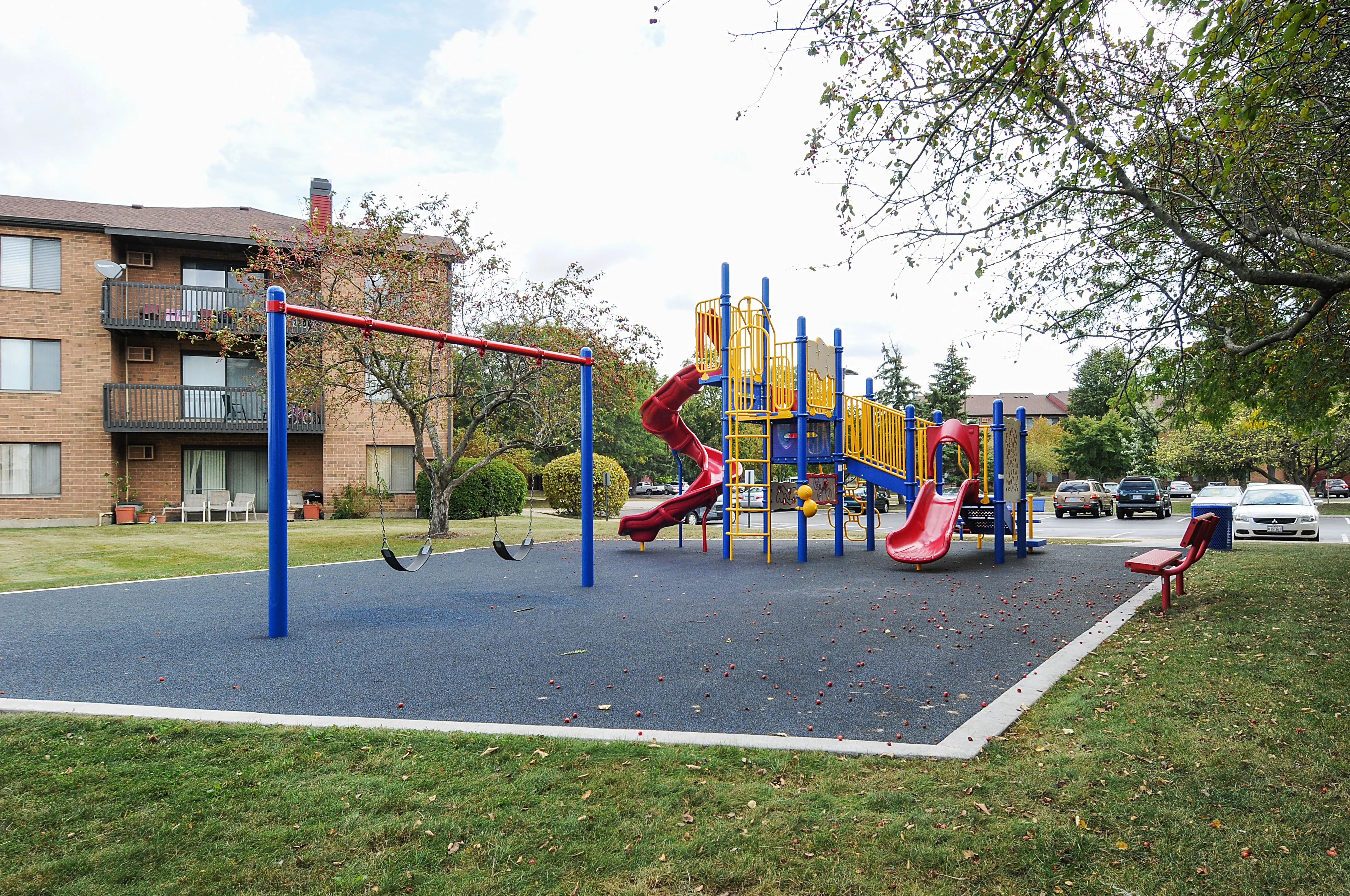 Fifteen98 Naperville Apartments