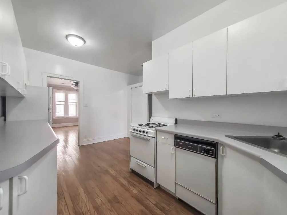 Green Manor Apartments