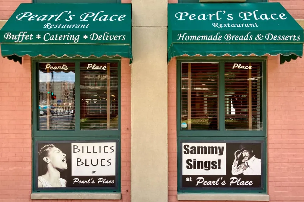 Prairie Shores Apartments