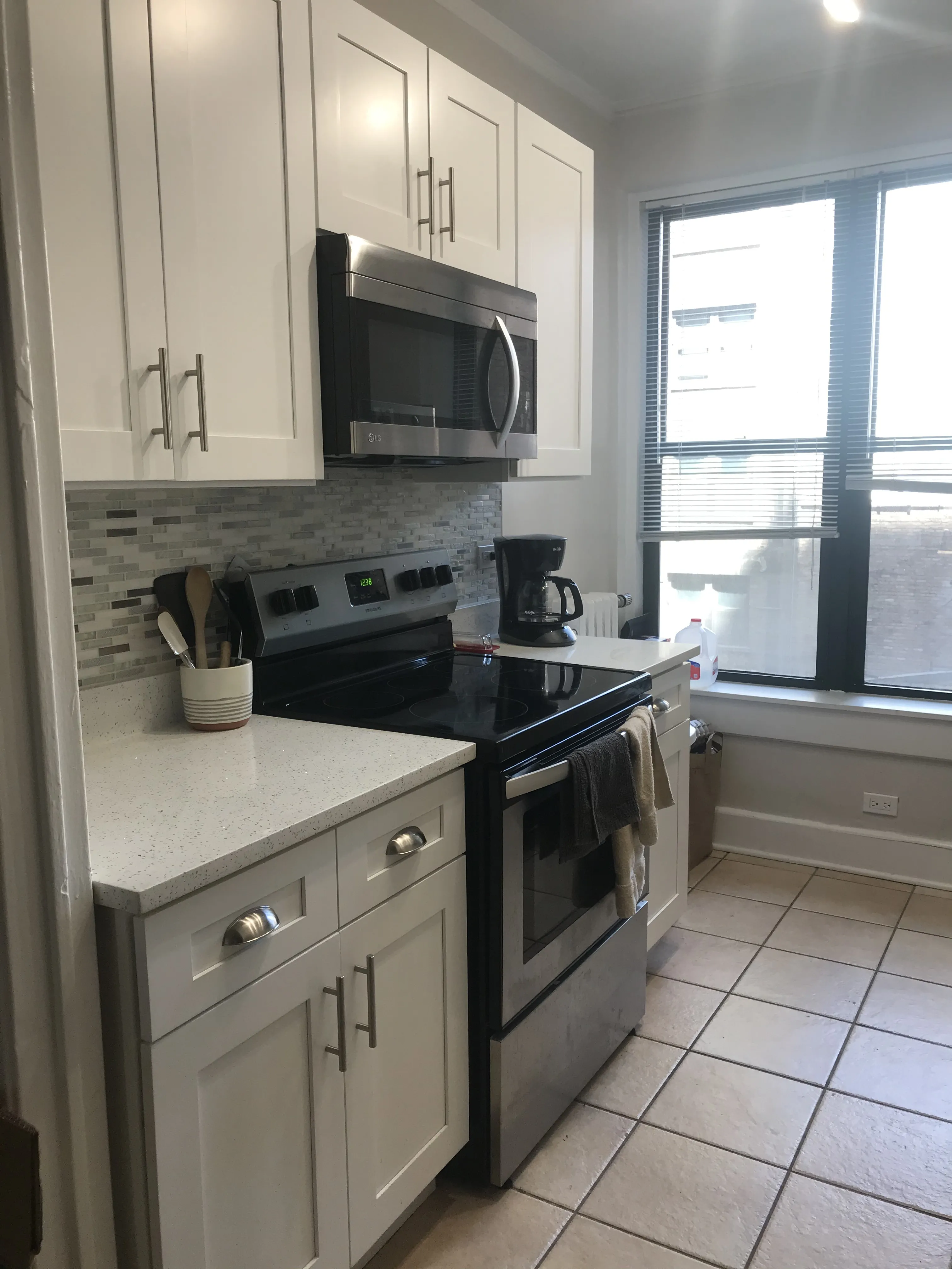 Full size stainless steel appliances