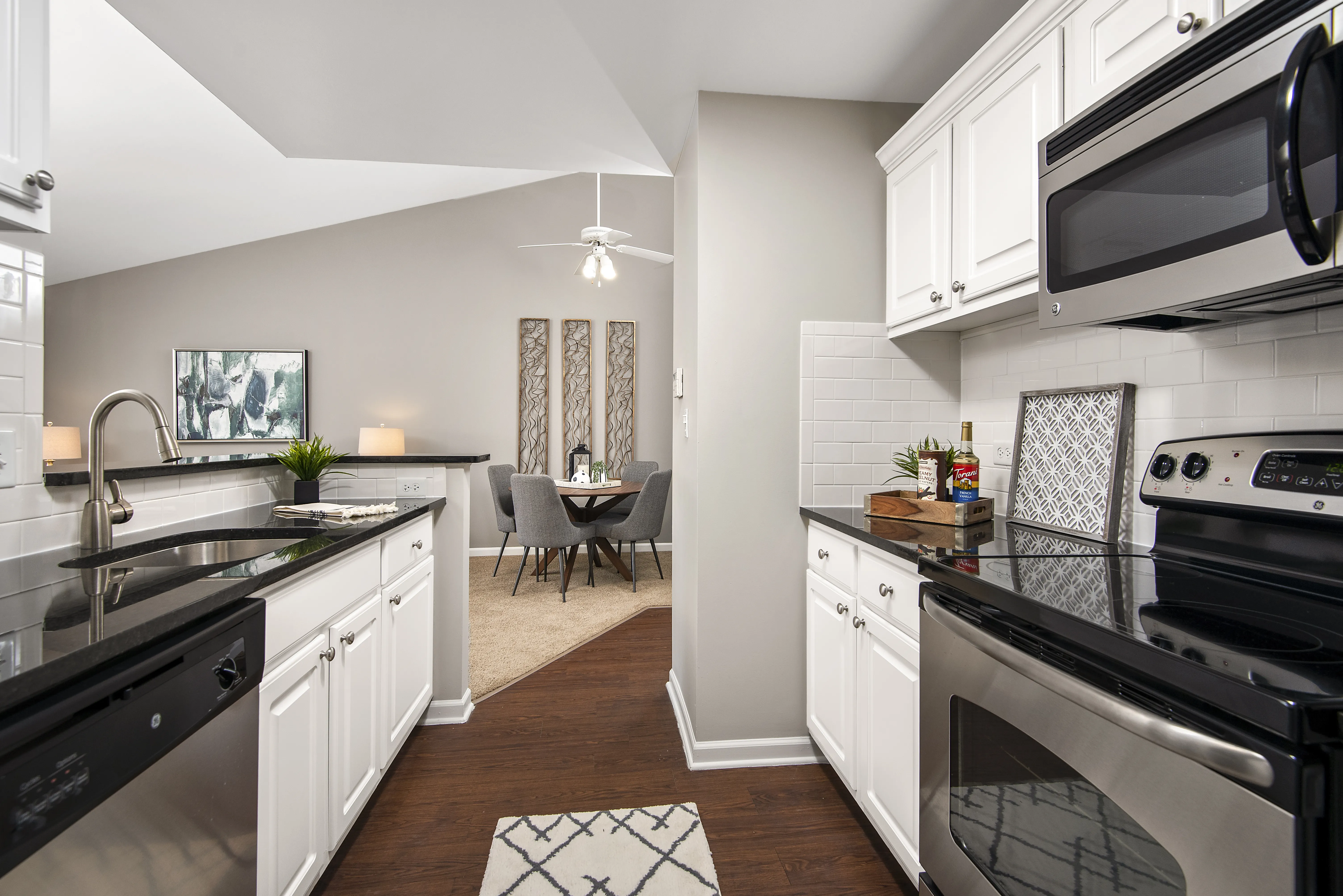 6690  DOUBLE EAGLE DR 60517-Retreat at Seven Bridges-Woodridge-IL