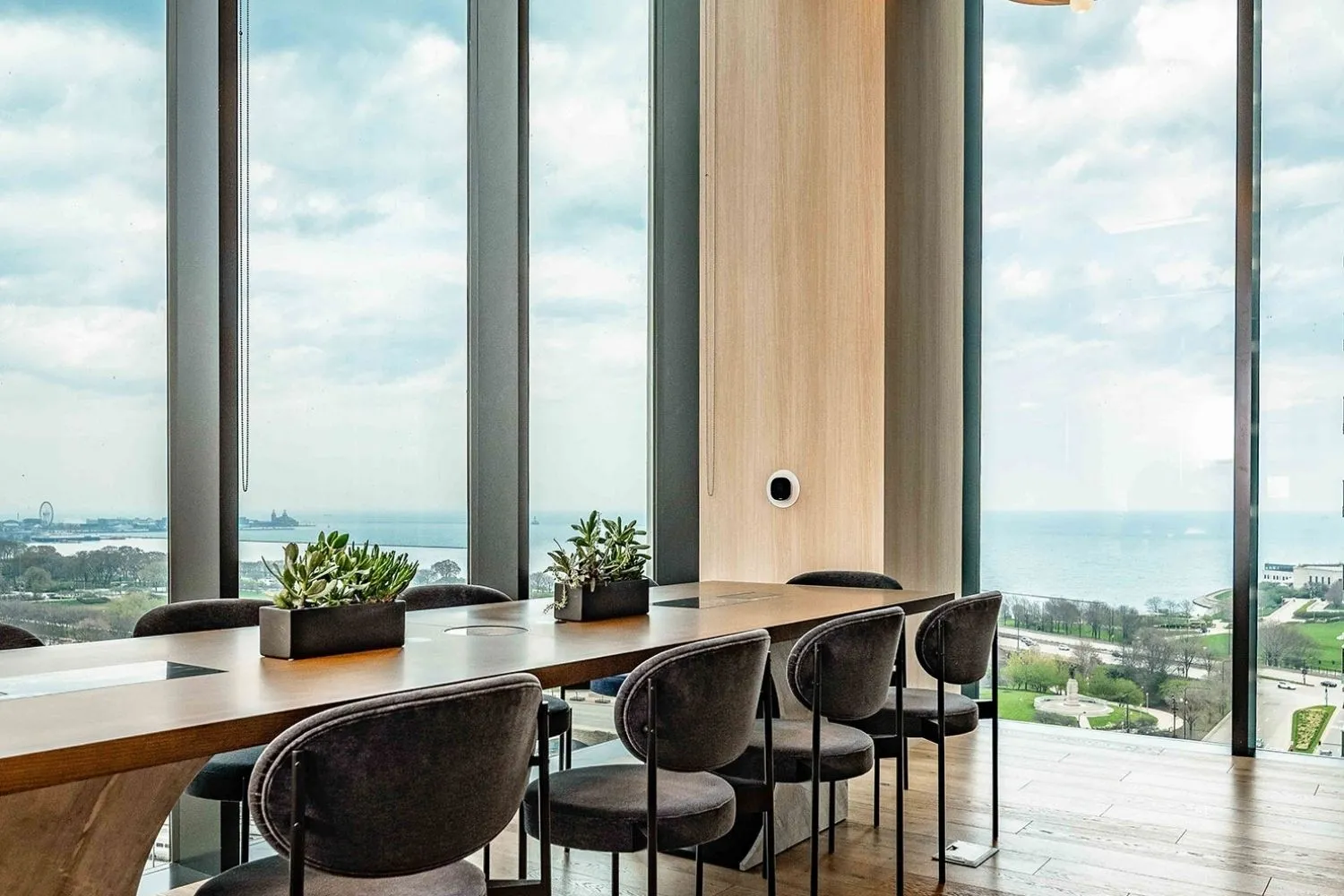 Nema Chicago Apartments