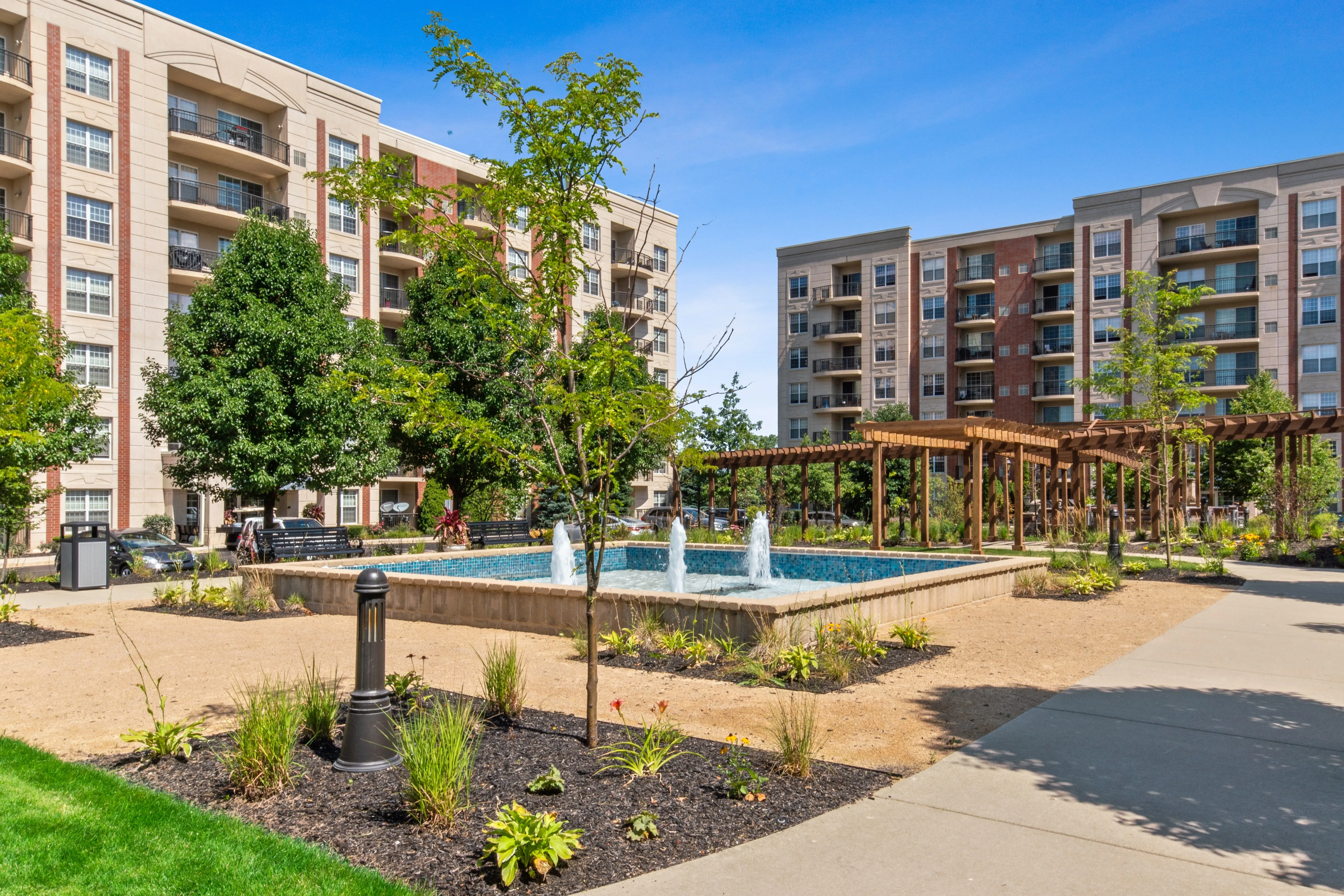 ReNew Downers Grove Apartments