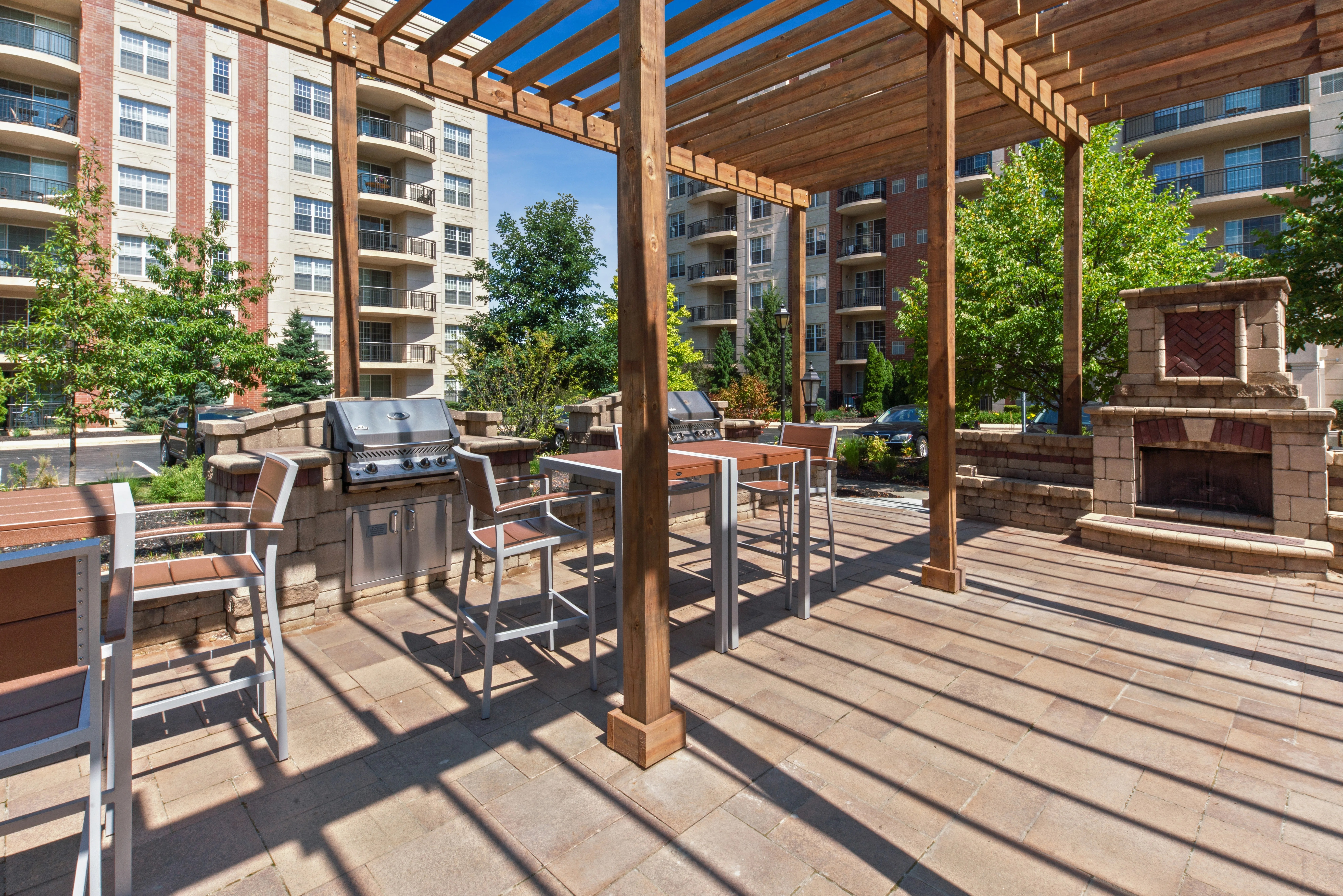 ReNew Downers Grove Apartments