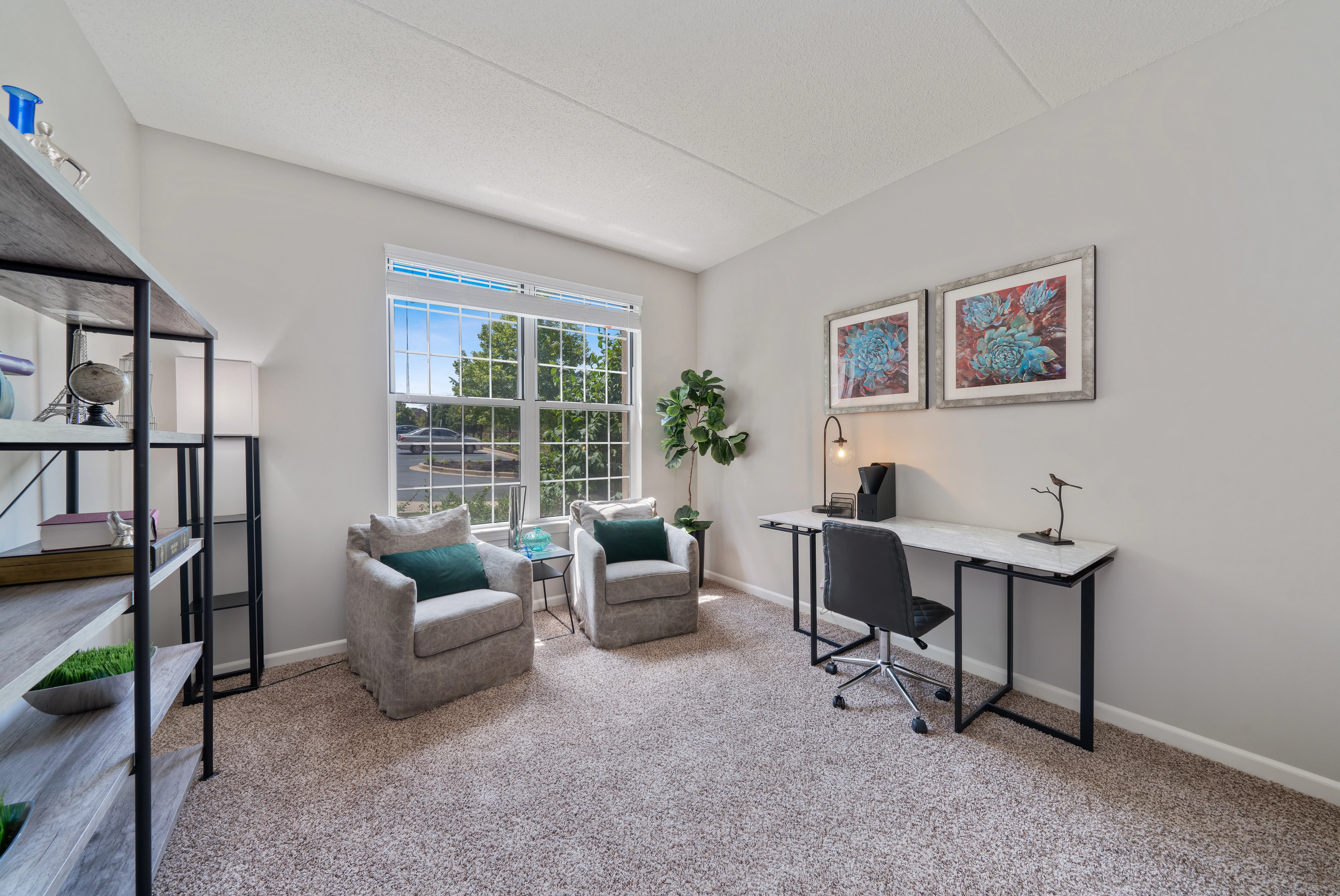 ReNew Downers Grove Apartments