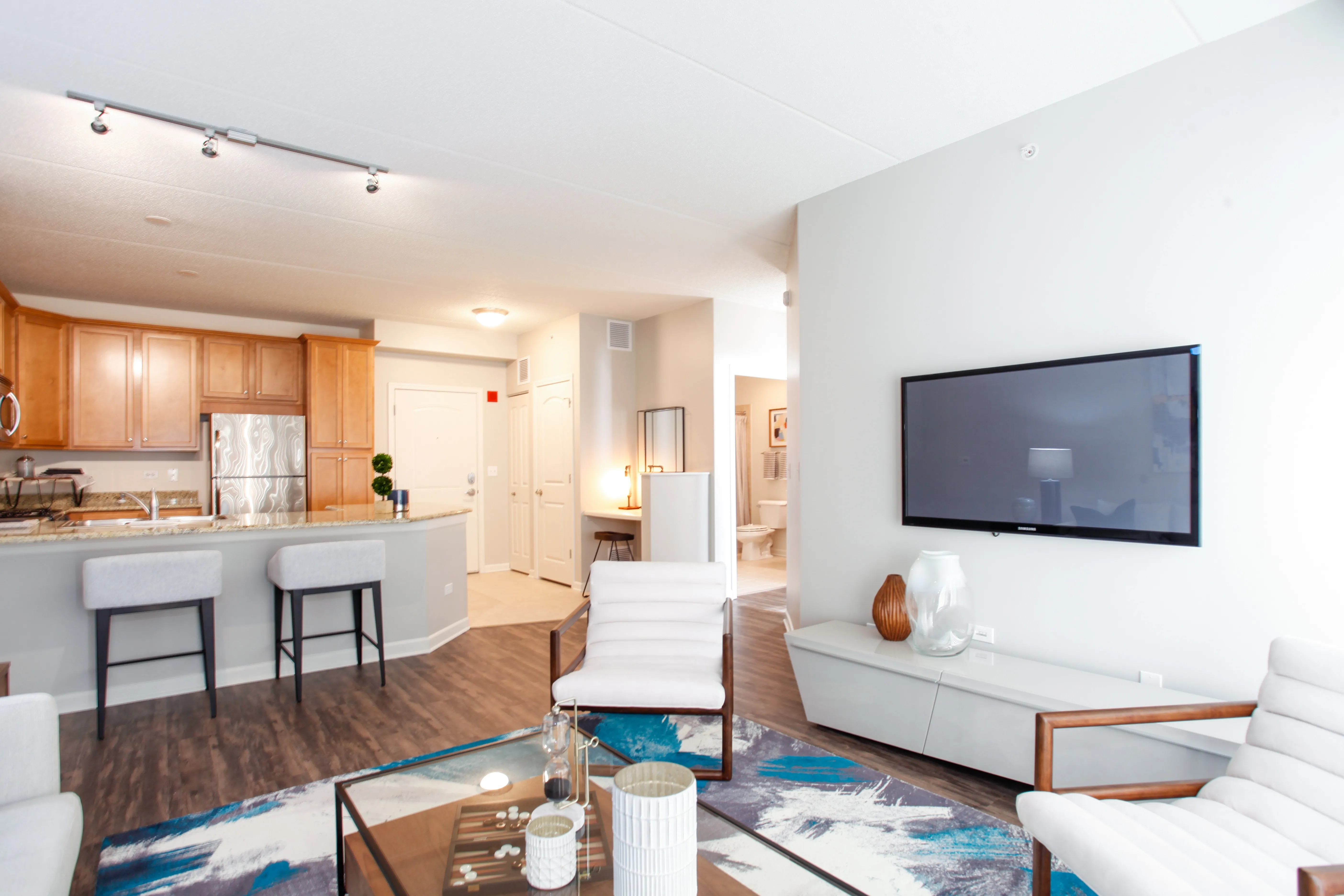 ReNew Downers Grove Apartments