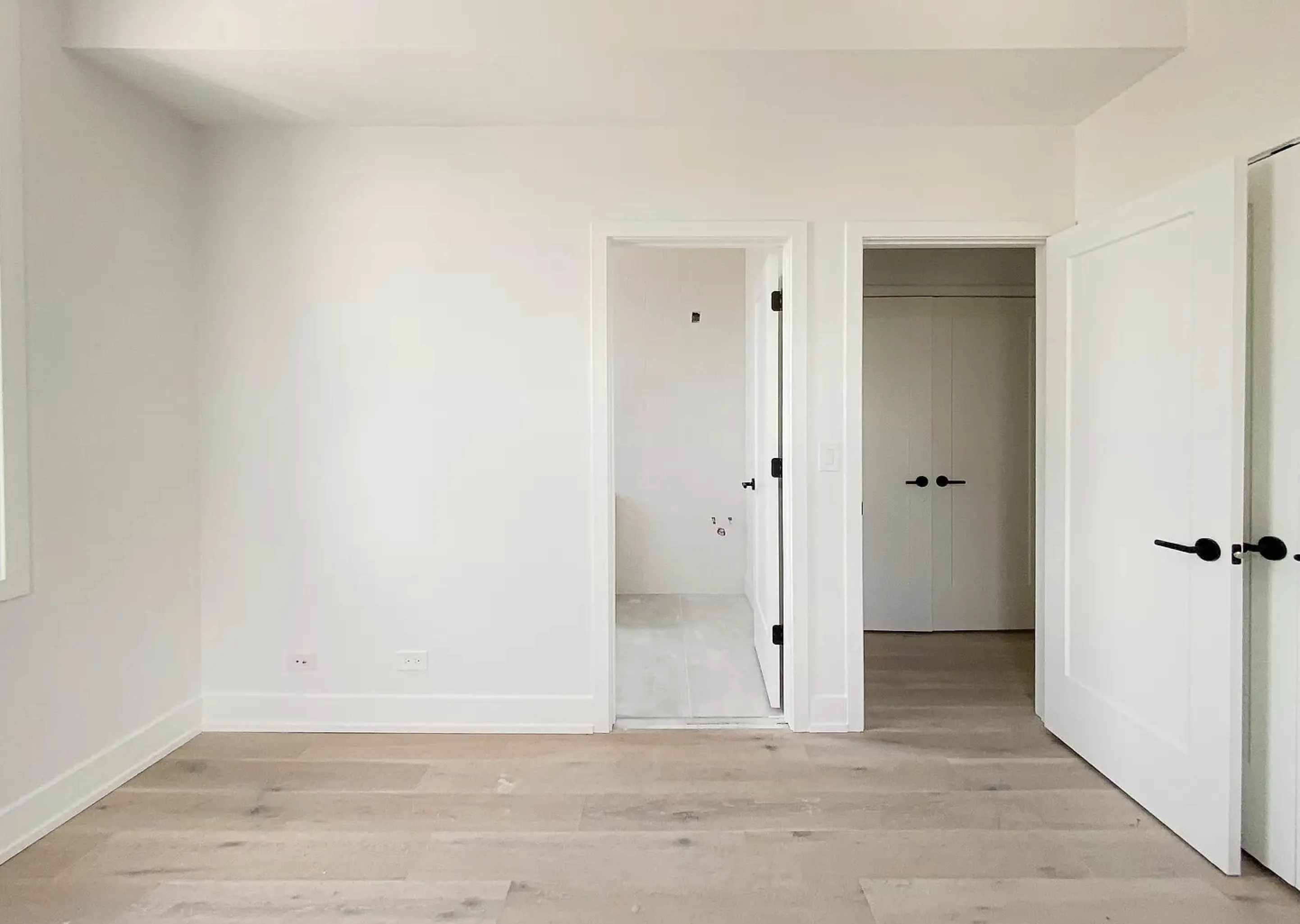 6331 North Wayne Apartments