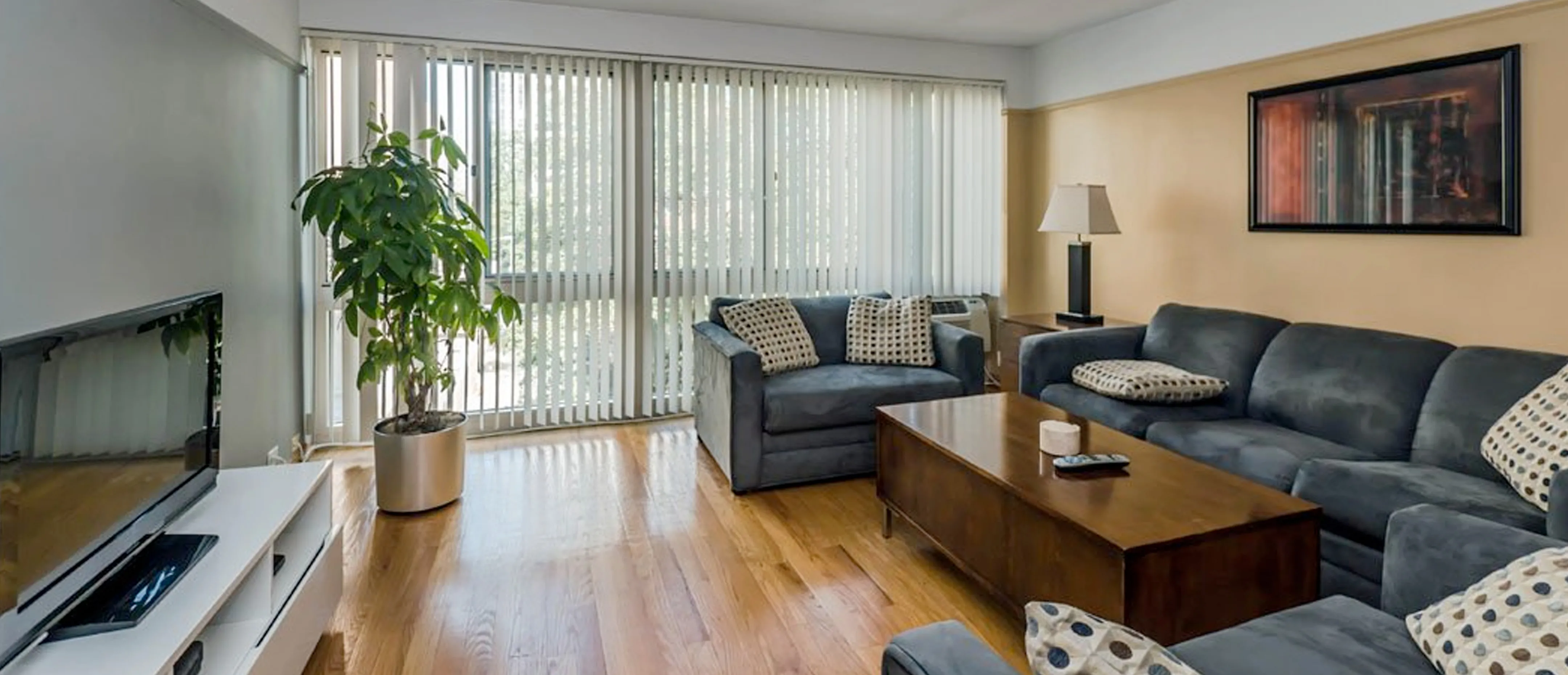 3 Bedroom Apartments For Rent In Evanston Domu Chicago