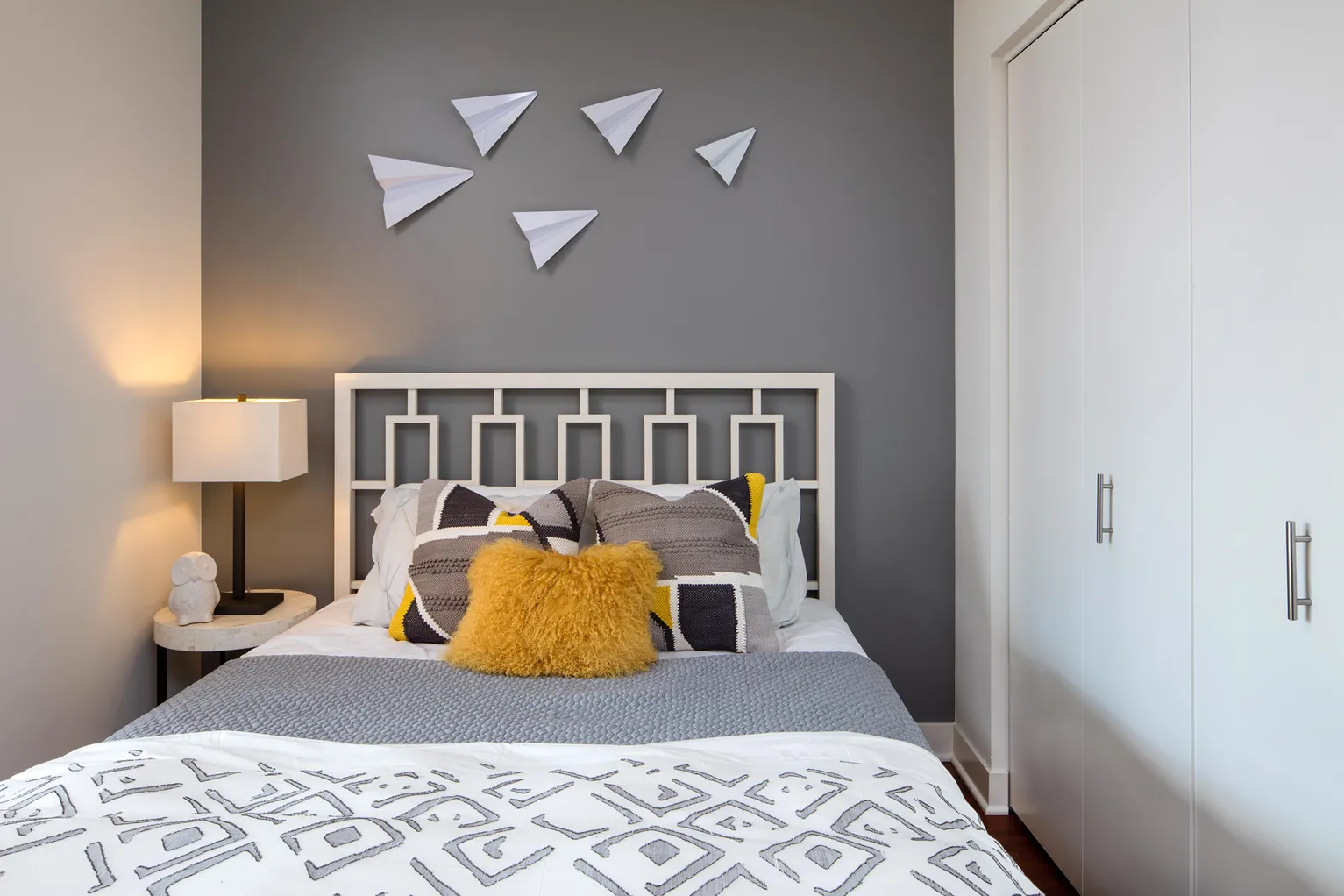 1225 Old Town Apartments