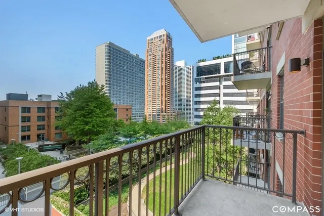 1250 South Indiana Apartments