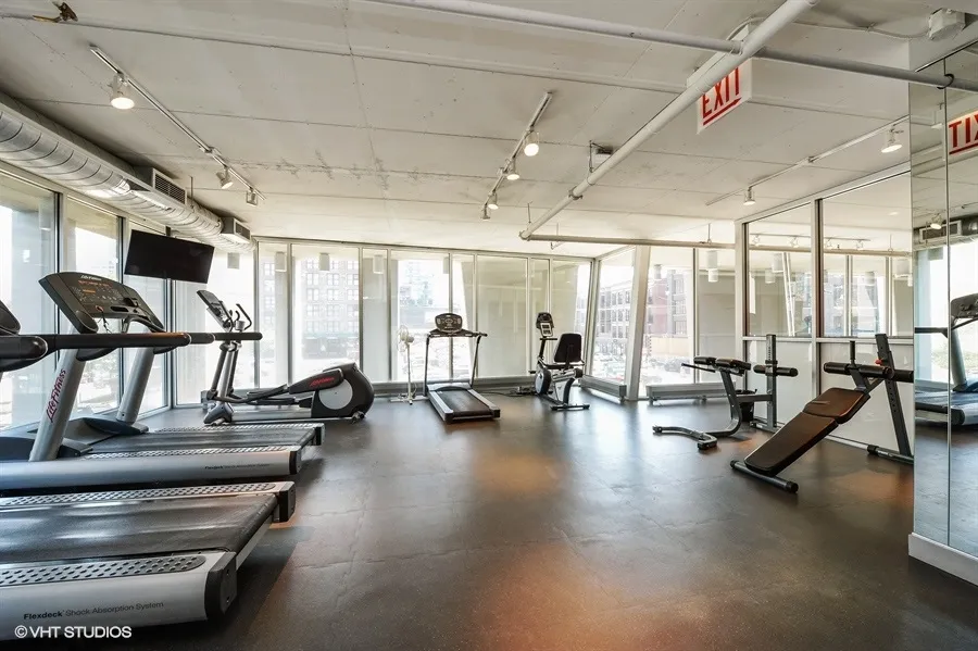 740 W FULTON ST 60661-740 W Fulton-Chicago-IL