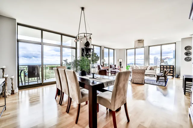 Museum Park Tower II Apartments