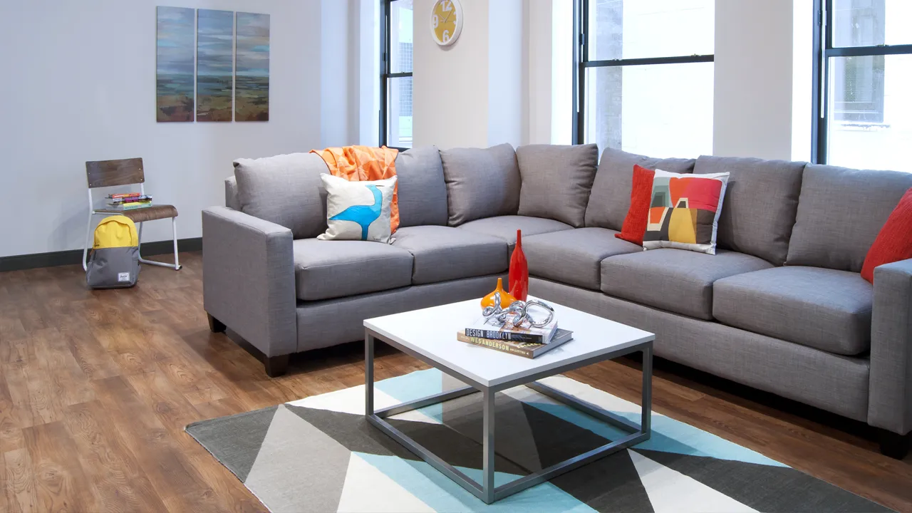 historic facade of Infinite Chicago Student Apartments