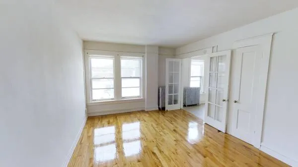 1009 DAVIS ST 60201-Davis Street Apartments-unit#S1-Evanston-IL