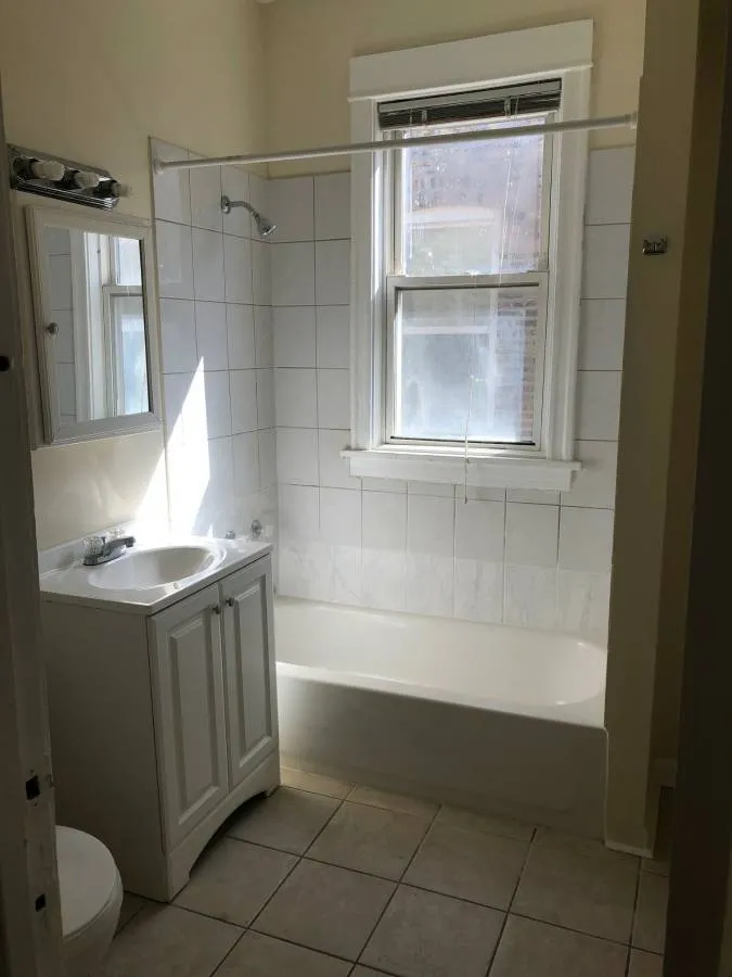 4218 W POTOMAC AVE 60651-4218 W. Potomac-unit#02-Chicago-IL