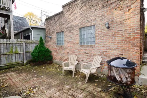 2110 N OAKLEY AVE 60647-unit#1-Chicago-IL