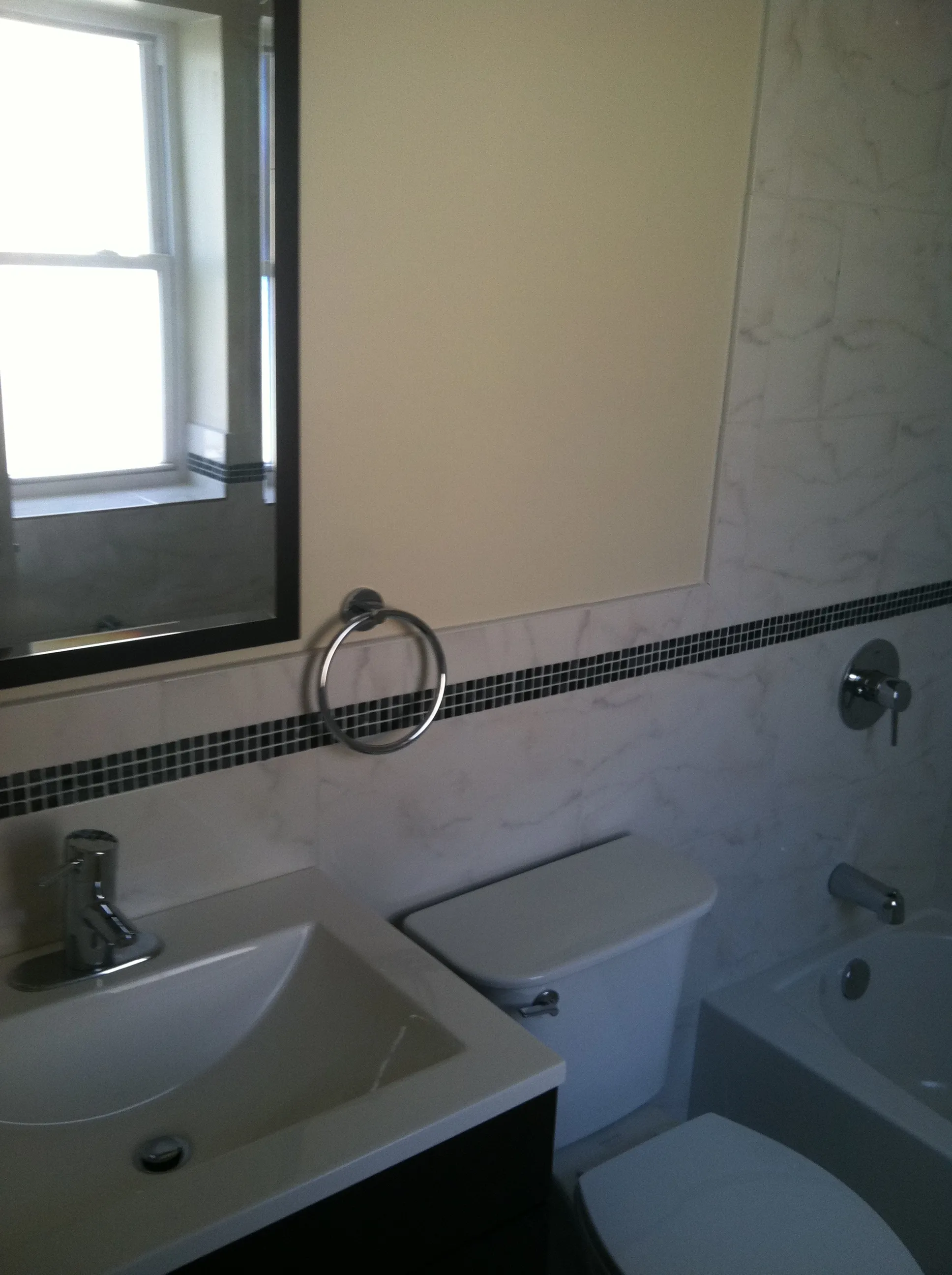 5854 North Maplewood Apartments