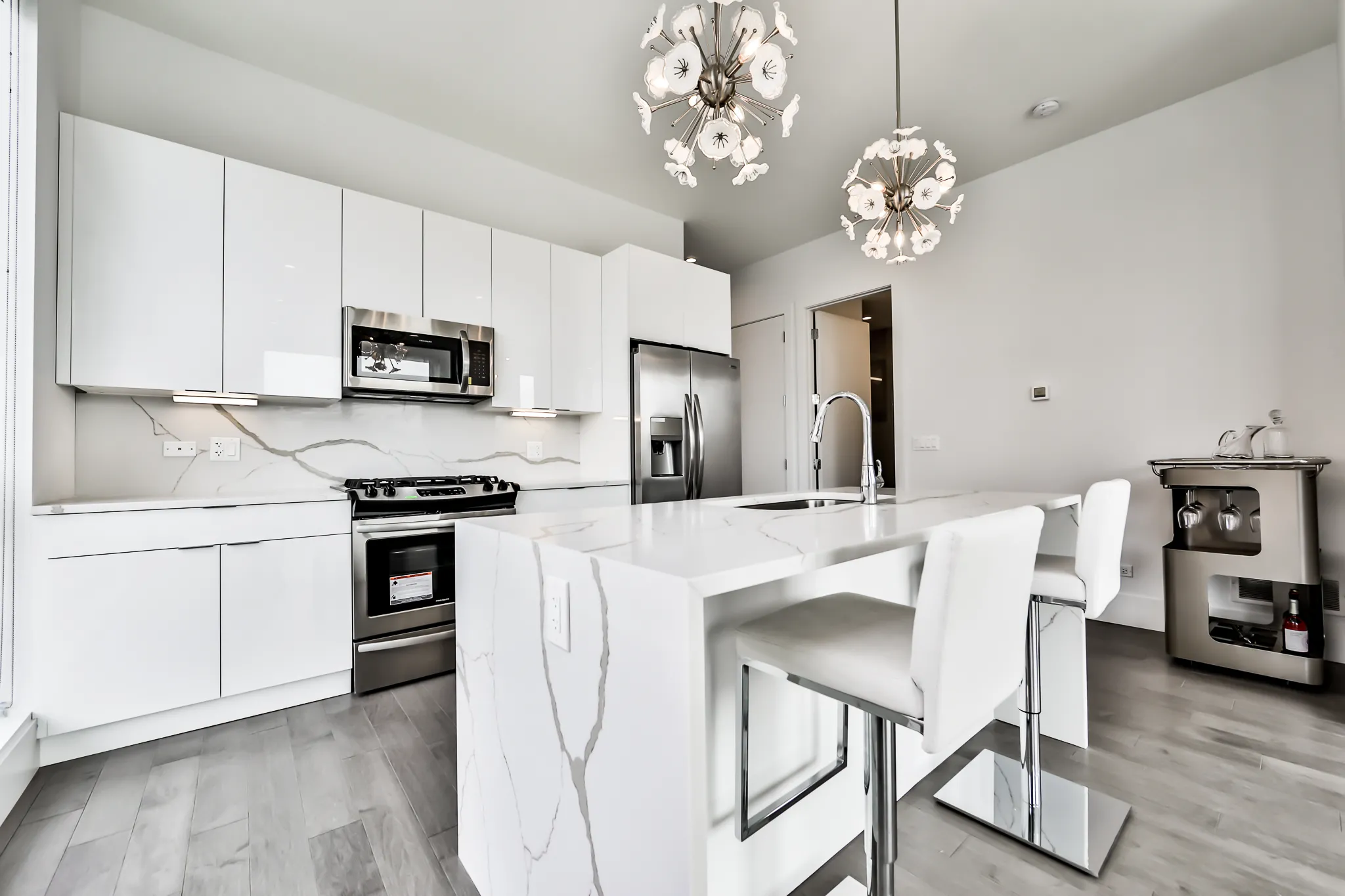 2353 W WABANSIA AVE 60647-Bucktown Gateway Apartments-unit#A401-Chicago-IL