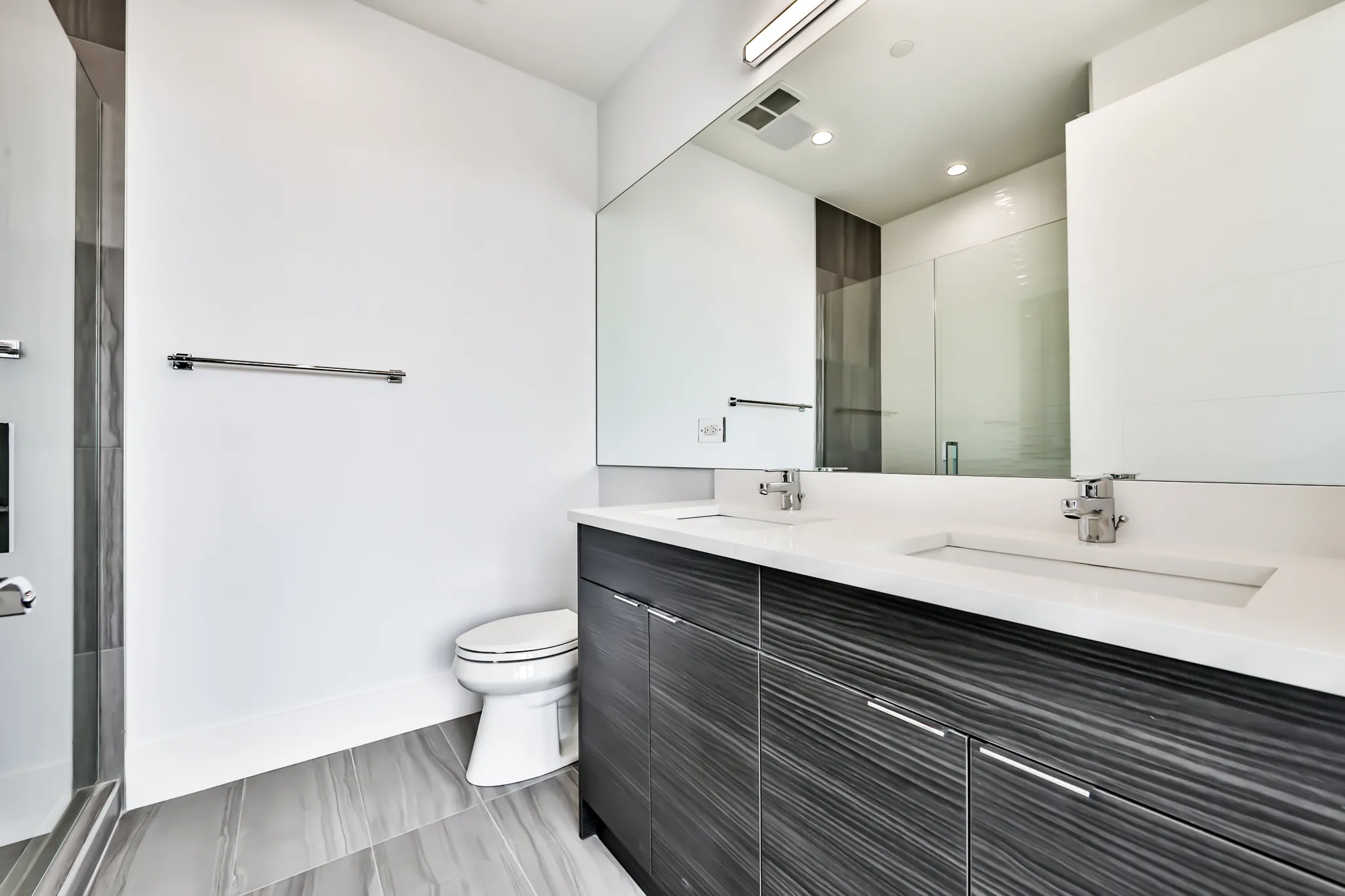 2353 W WABANSIA AVE 60647-Bucktown Gateway Apartments-unit#A401-Chicago-IL