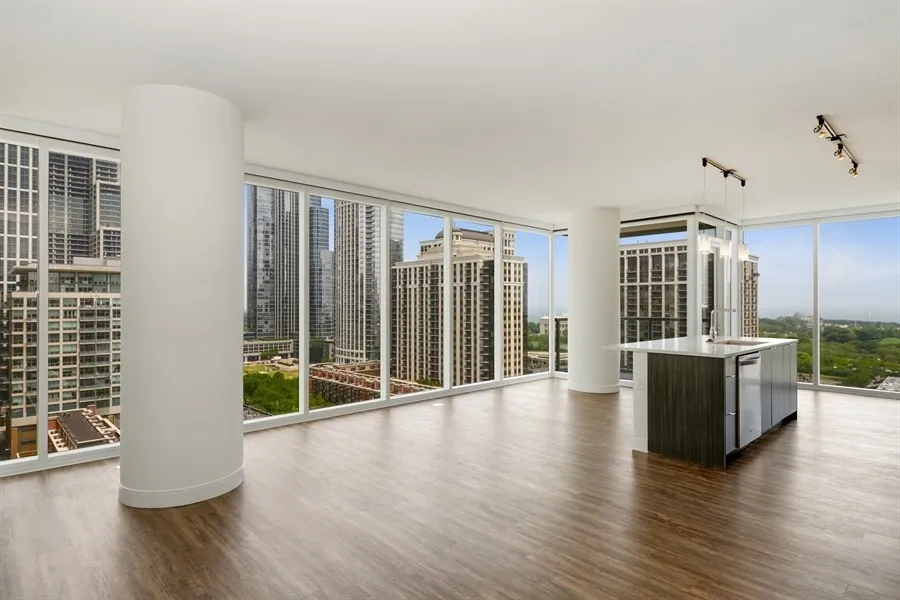 living room at 1407 On Michigan Apartments at 1407 South Michigan Ave